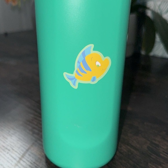 Owala limited edition Disney princess Ariel - Picture 5 of 5